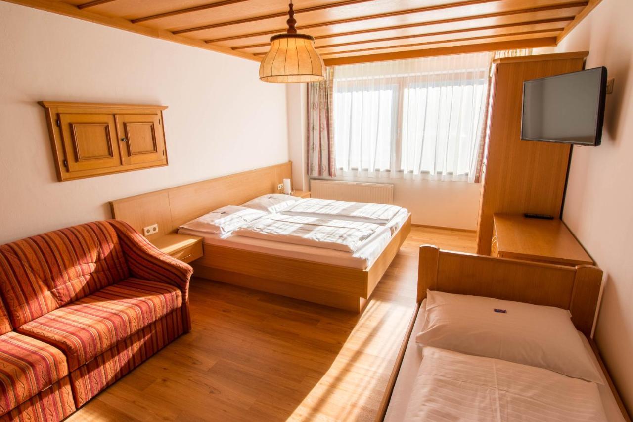 Hotel Weissenstein ซังคท์มิคาอิลอิมลุงเกา ภายนอก รูปภาพ