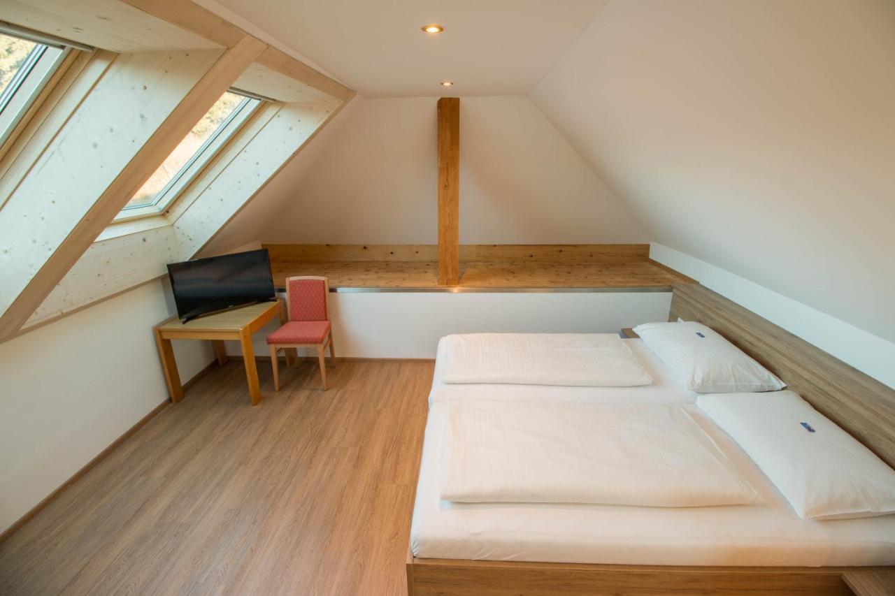 Hotel Weissenstein ซังคท์มิคาอิลอิมลุงเกา ภายนอก รูปภาพ