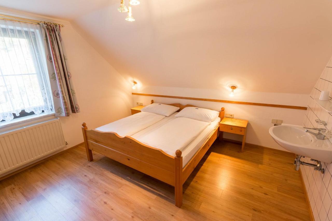 Hotel Weissenstein ซังคท์มิคาอิลอิมลุงเกา ภายนอก รูปภาพ